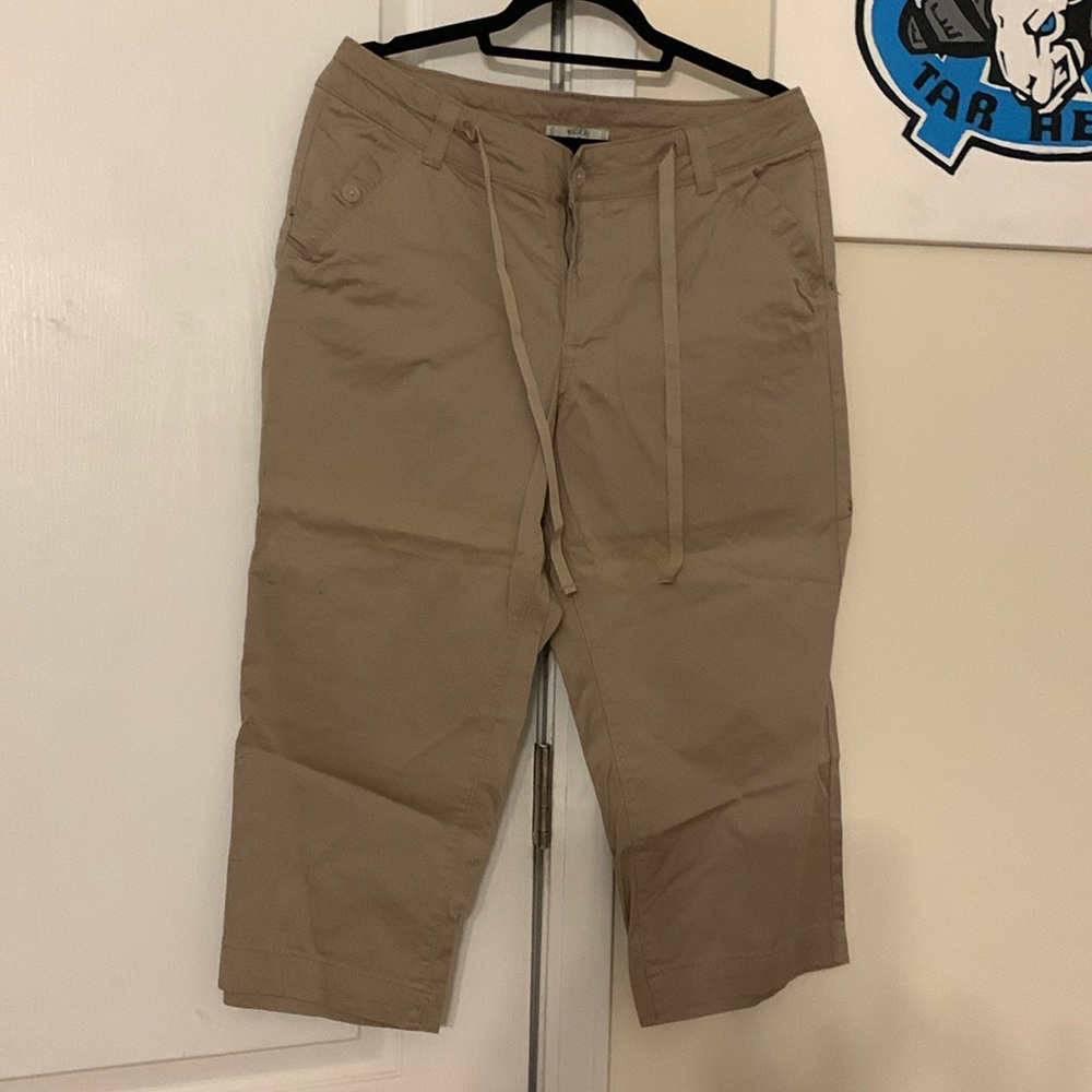 Womens capris size 16. Lee riders
